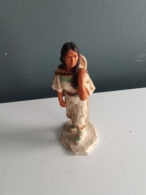 Vintage 1989 Castagna Native American Woman with Papoose Figurine Sculpture